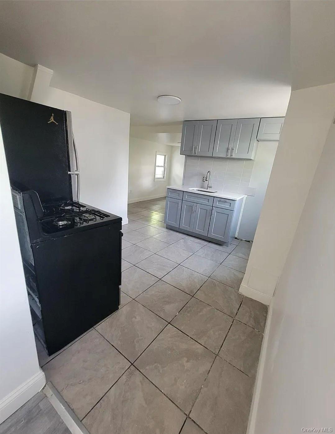 255 Underhill Avenue - Photo 4