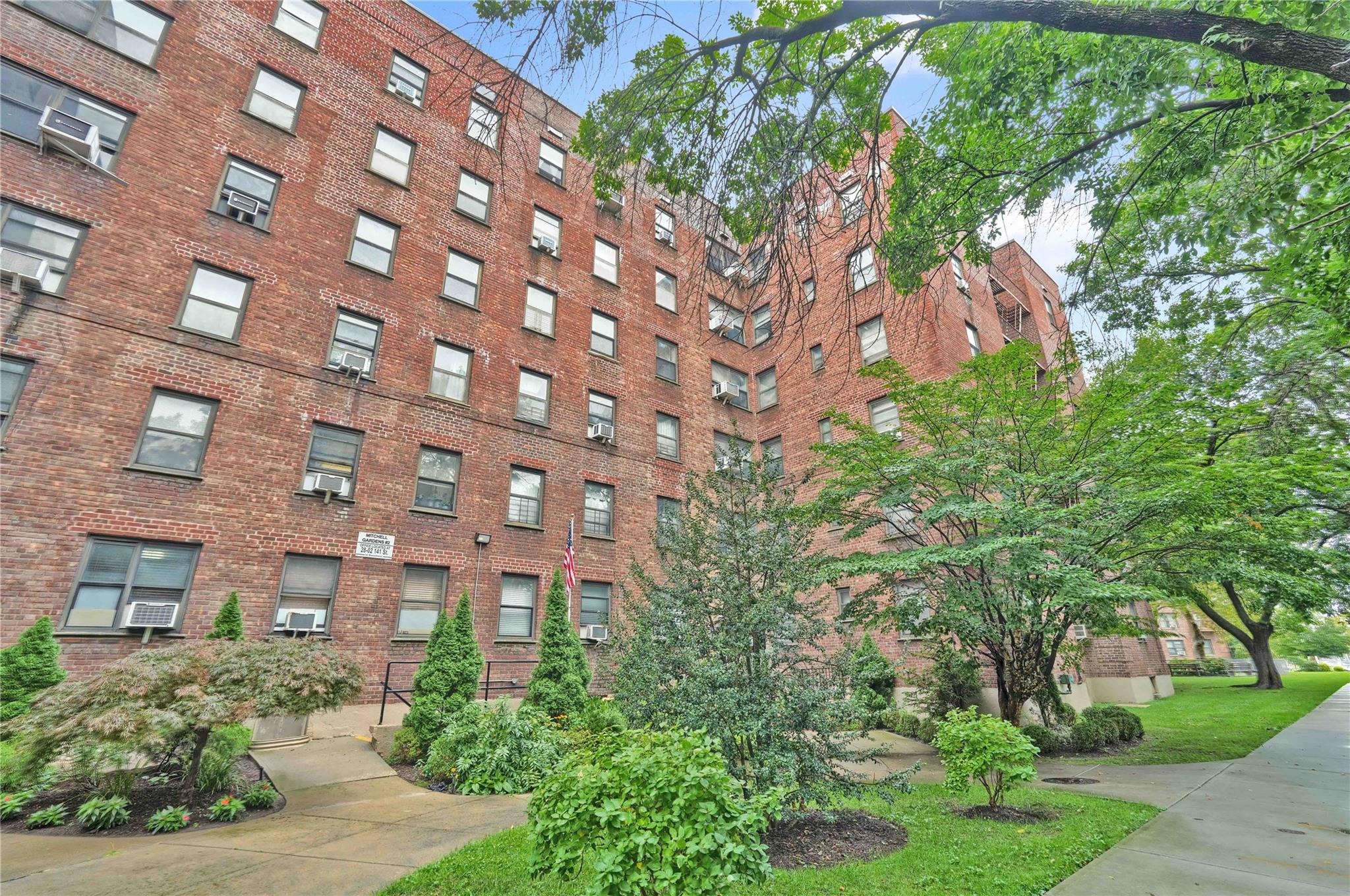 29-14 139th Street #5D, Flushing, New York image 4