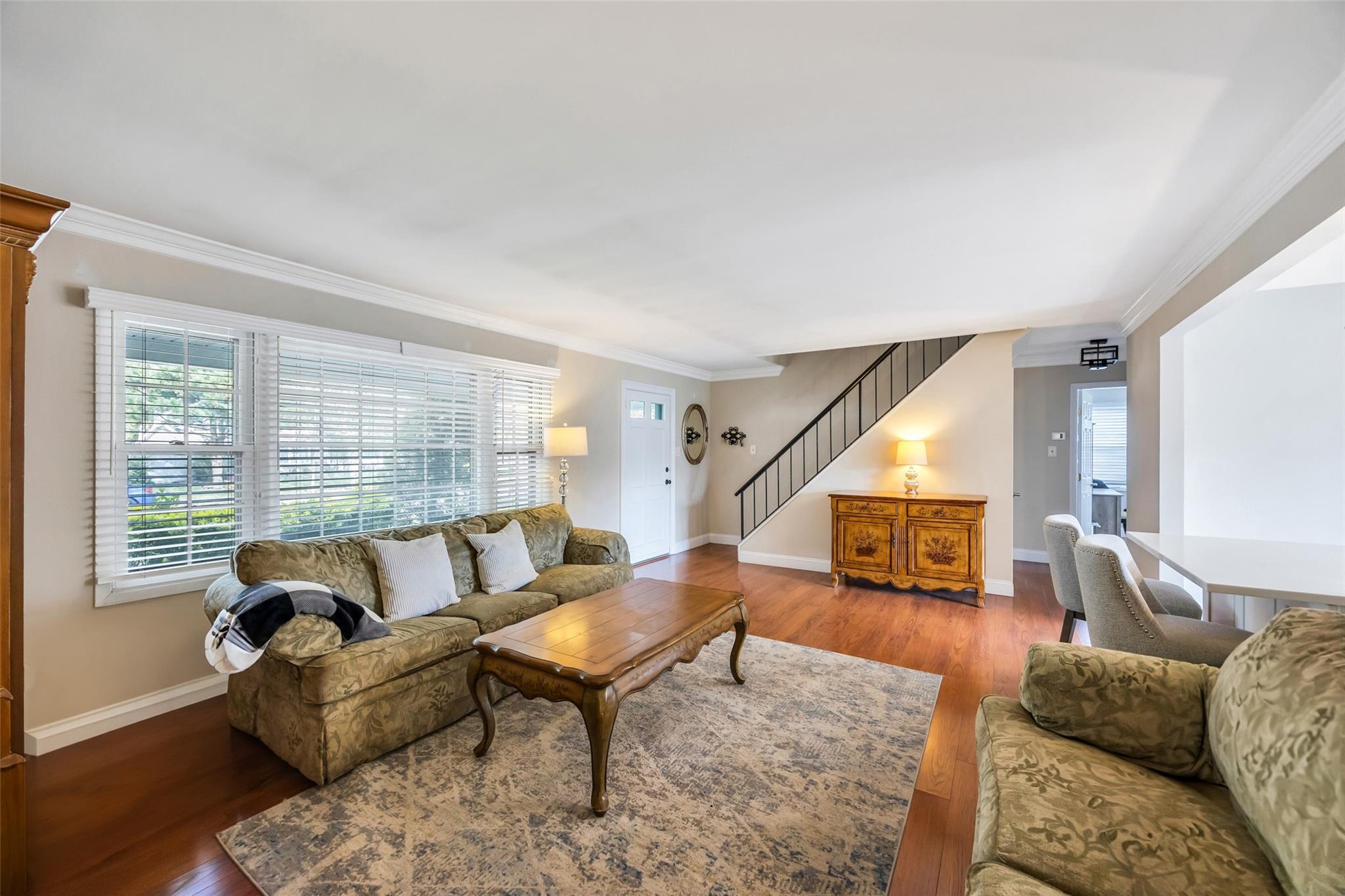 30 Twisting Drive, Lake Grove, New York image 15
