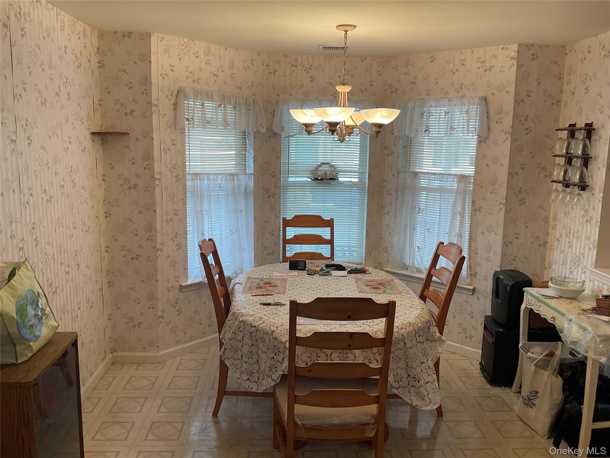 409 Village Circle N