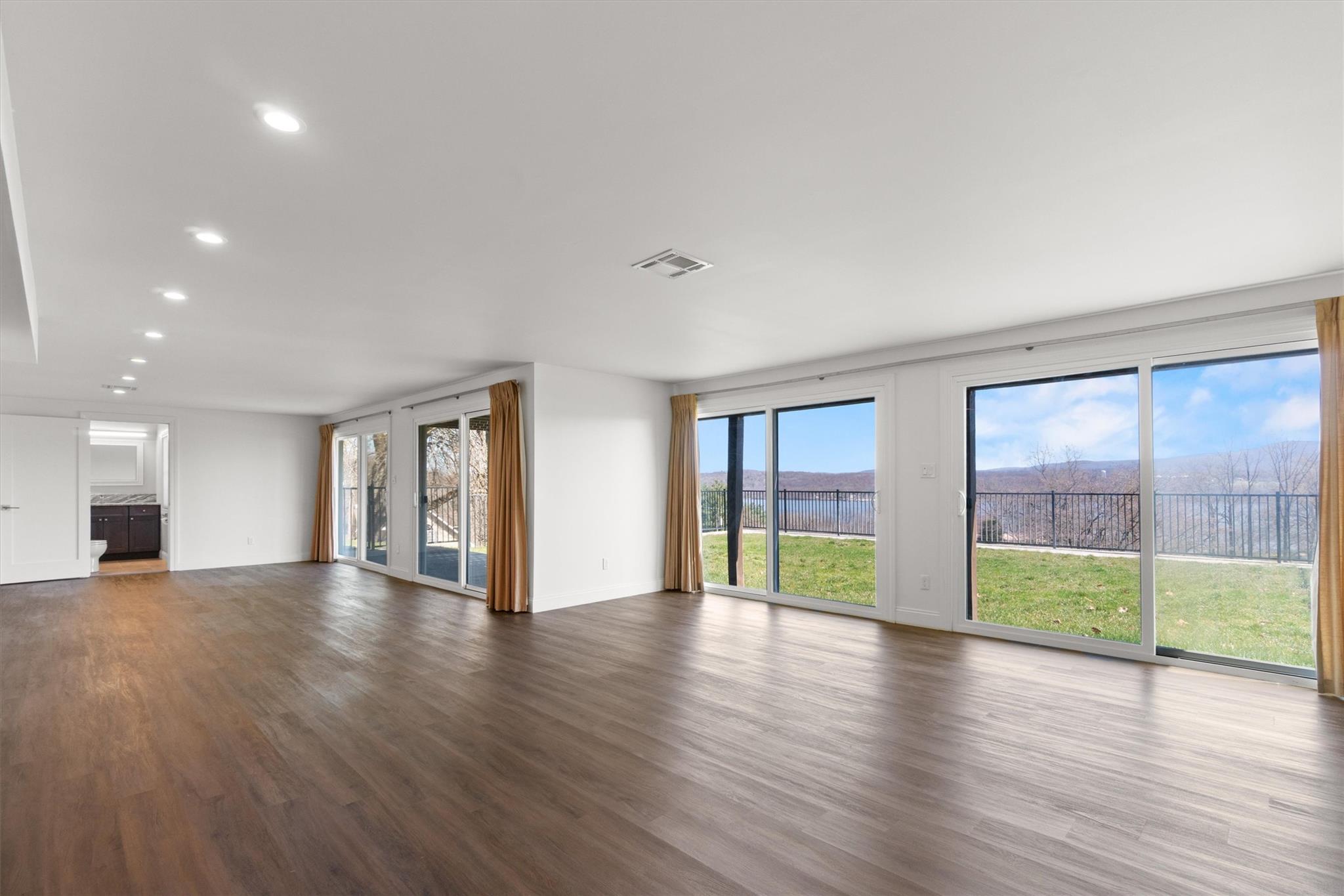 741 River Road, Newburgh, New York image 29