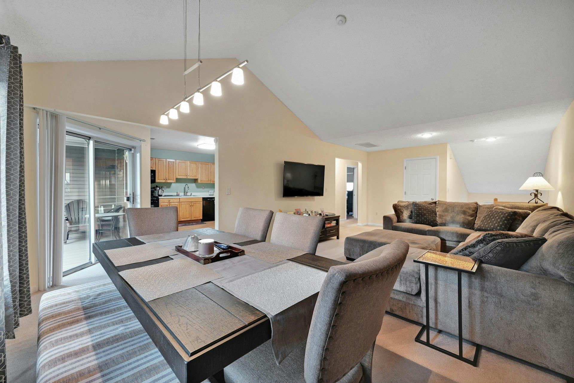 58 Eagle Ridge Way, Nanuet, New York image 6
