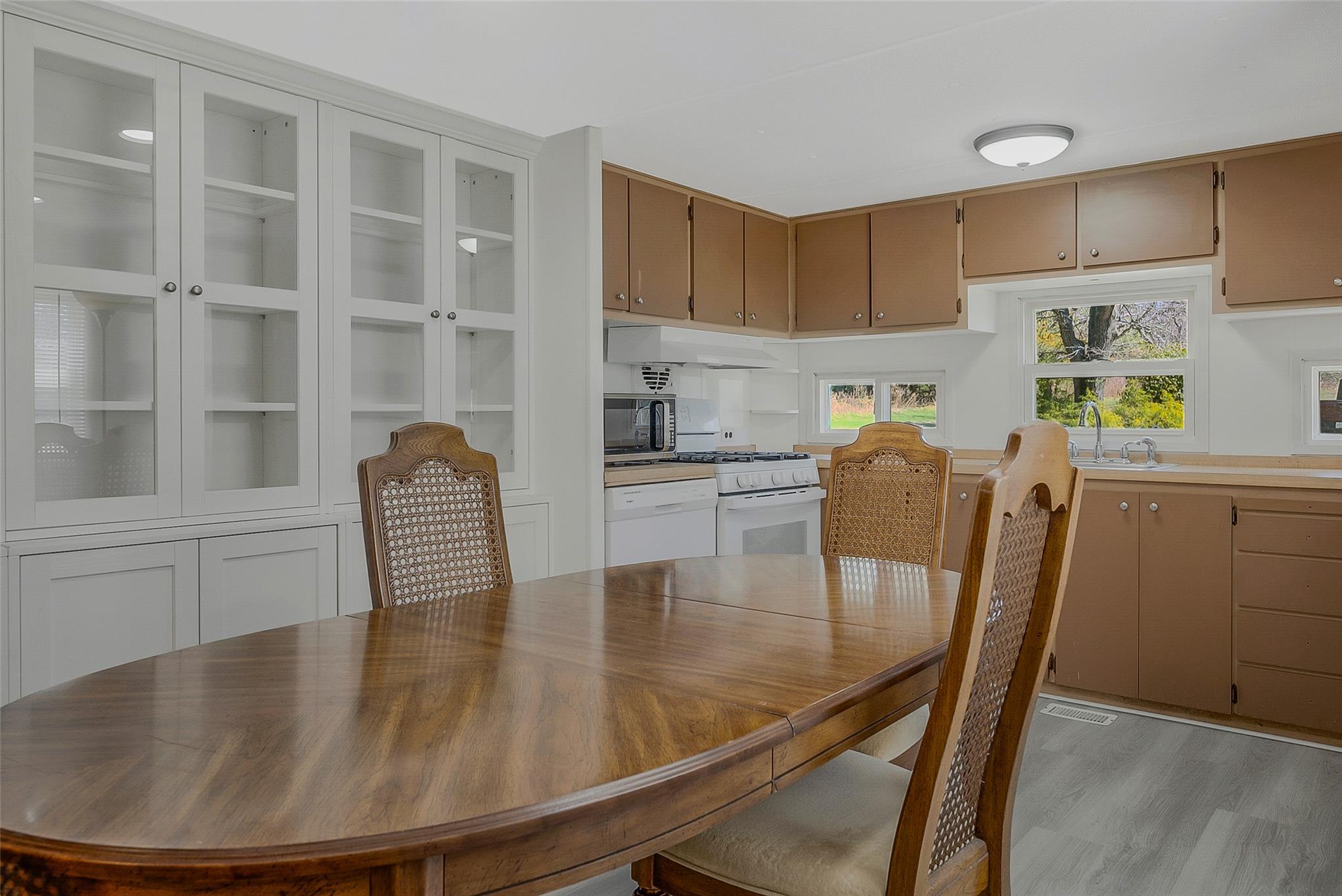 658 Sound Avenue #C15, Calverton, Florida image 9