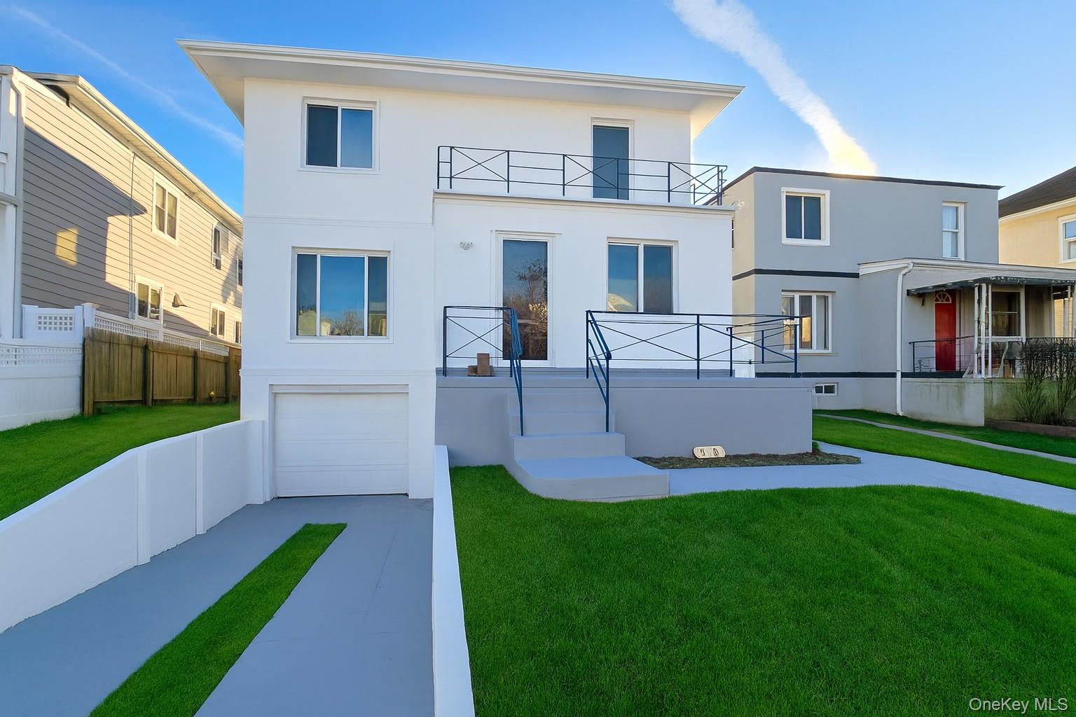 Long Beach, New York 11561, United States, 4 Bedrooms Bedrooms, ,2 BathroomsBathrooms,Residential,Active,252287