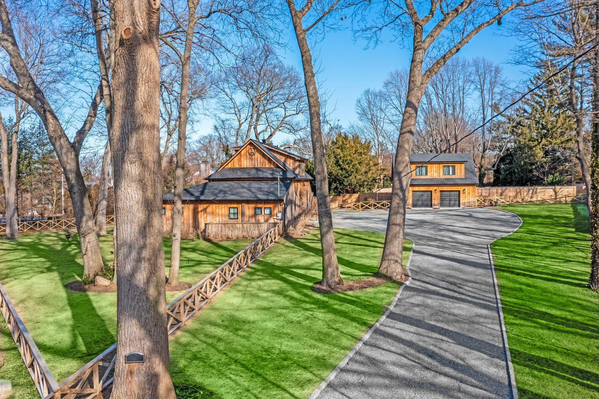 2 Charlemagne Road, Huntington Bay, New York image 5