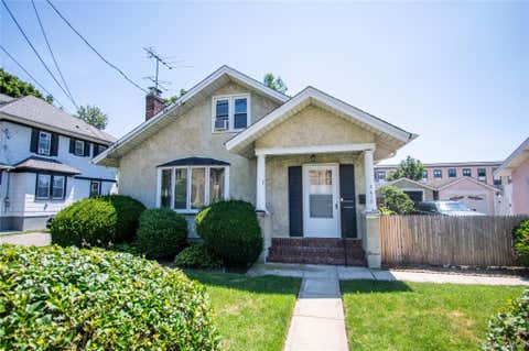 Photo of 2415 Gale Avenue, Baldwin, NY 11510 (MLS # 1026423)