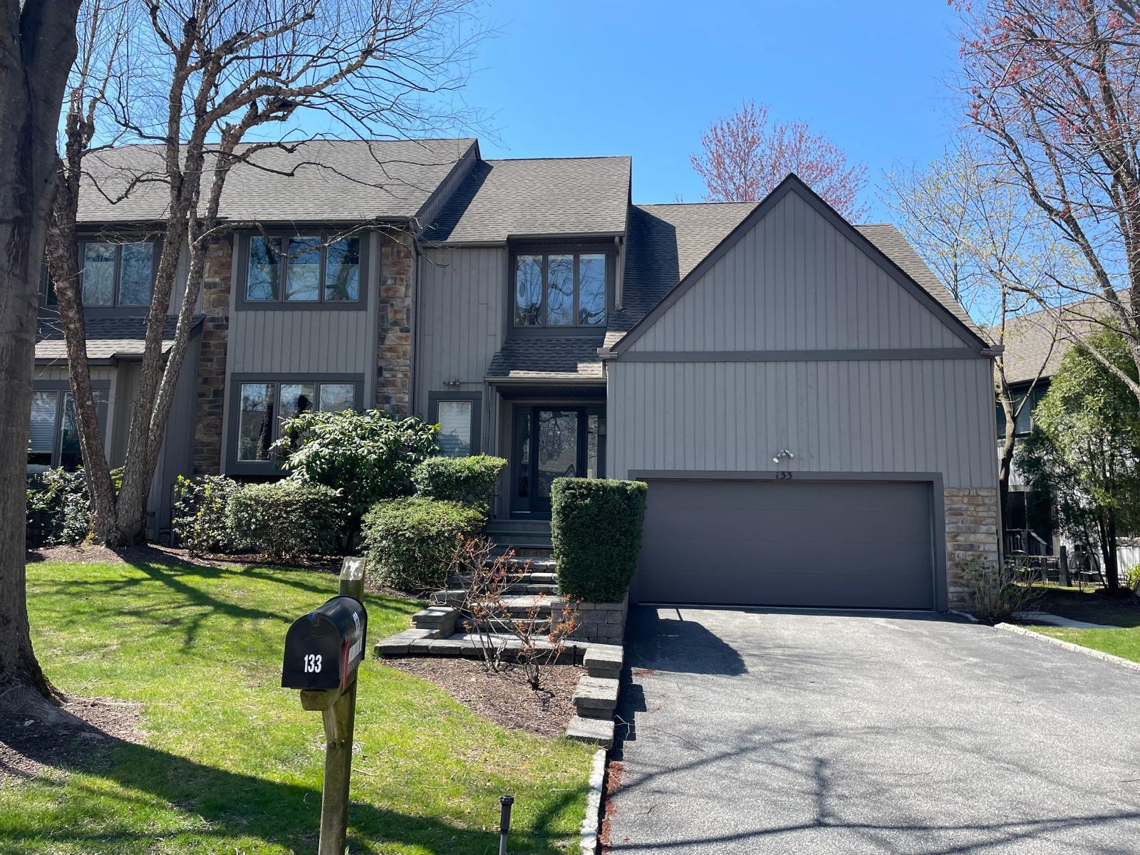 Property for Sale at Woodbrook Road, White Plains, New York - Bedrooms: 4 
Bathrooms: 3 
Rooms: 8  - $1,250,000