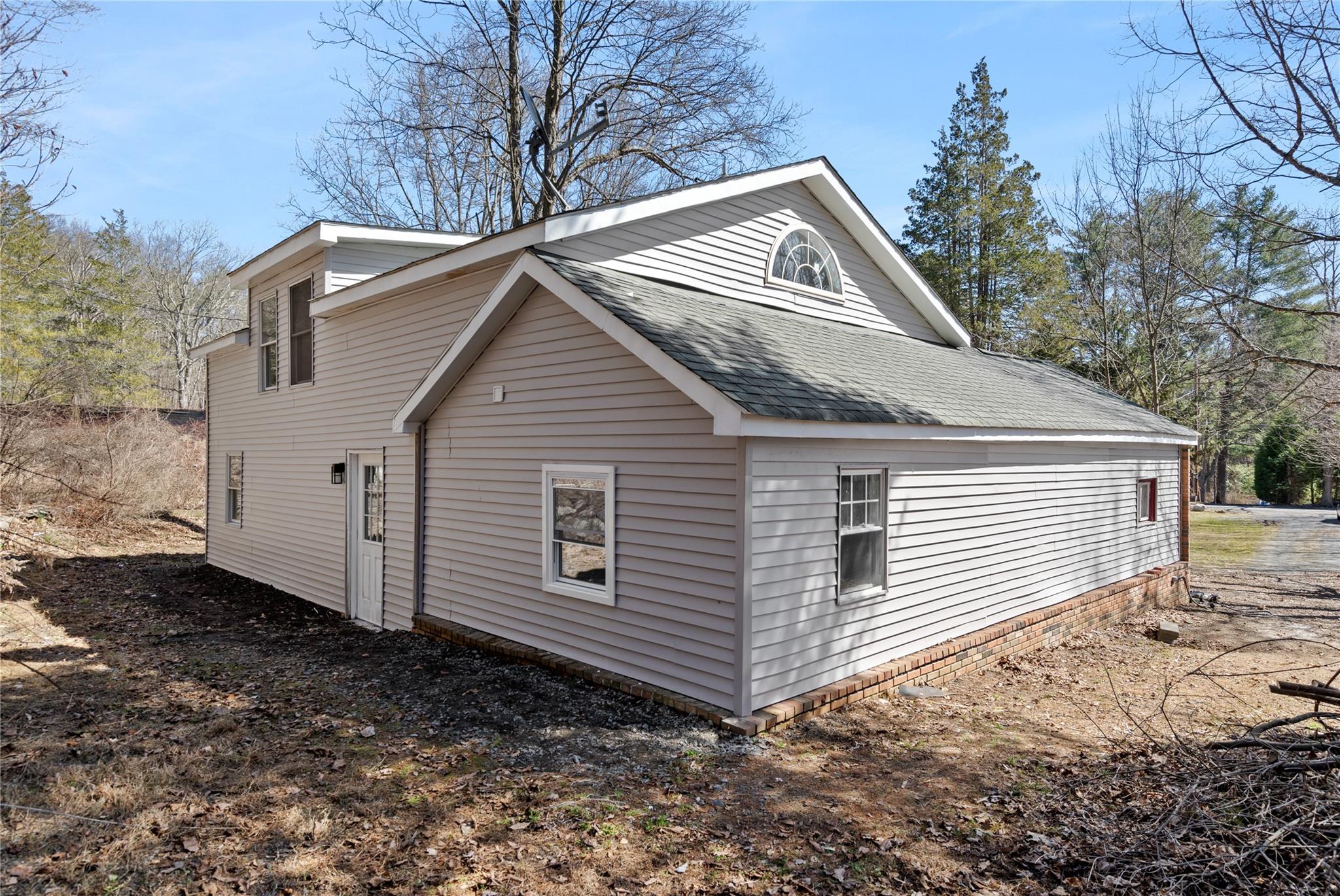 17 Helm Street, Wurtsboro, New York image 2
