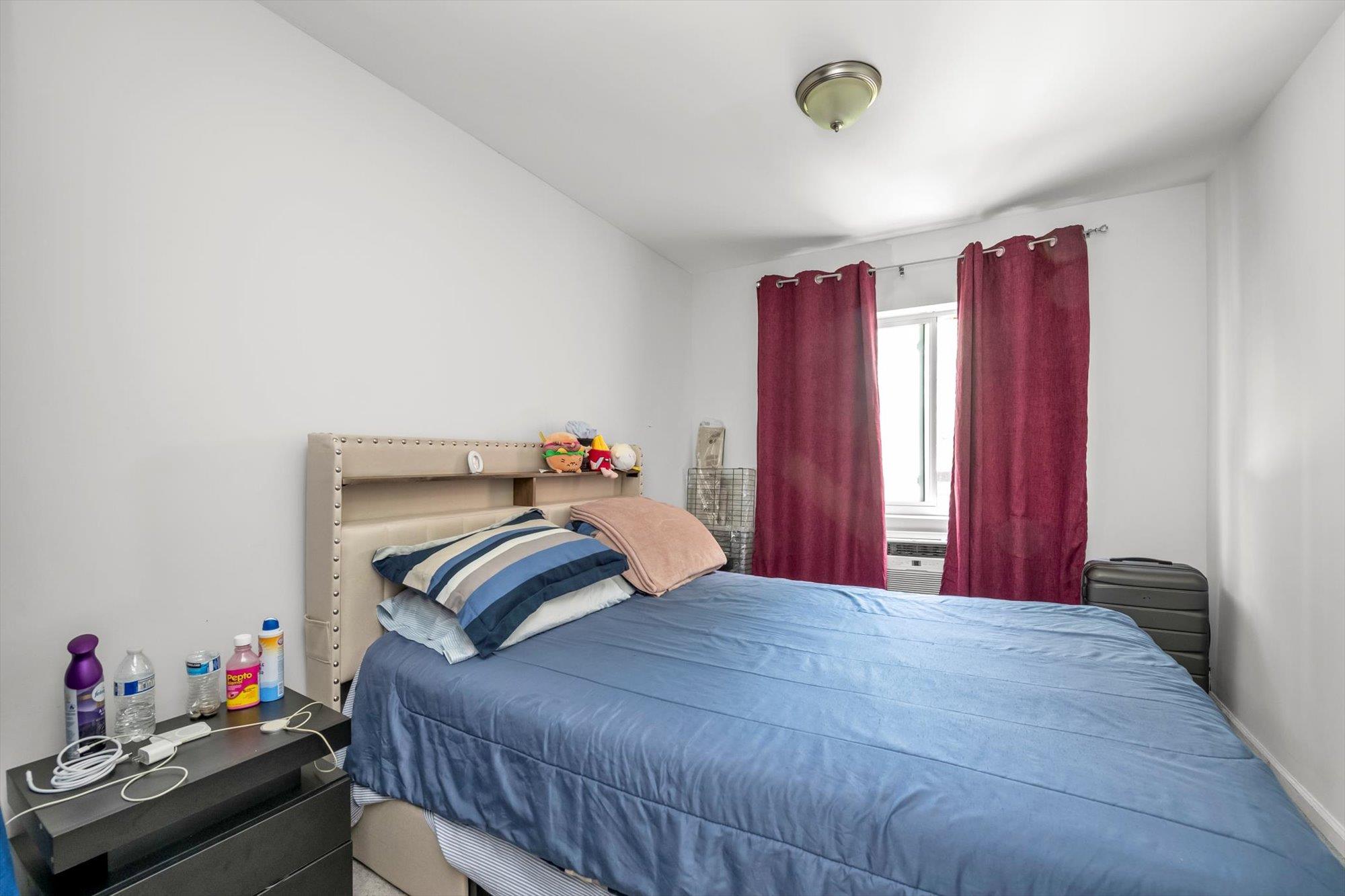 58-07 Van Cleef Street