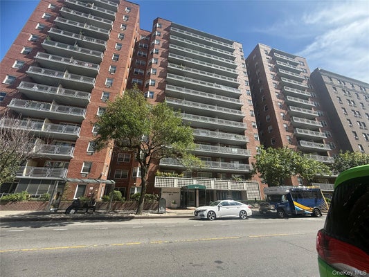 ADDRESS PRIVATE, JAMAICA, NY  - Image 97b980e356661ba0dd9f27aaaff87517/2764861219