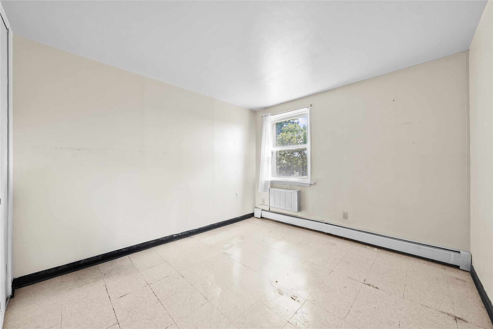 280 Lowndes Avenue 208