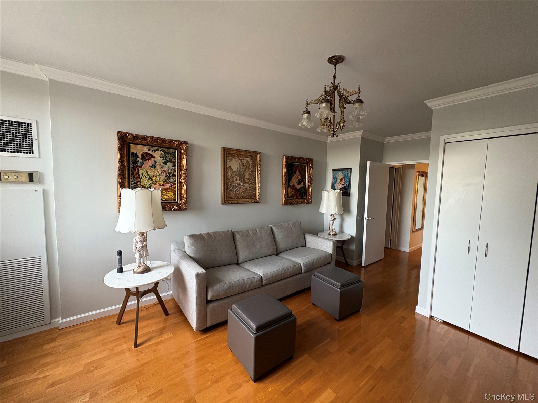 269-10 17K Grand Central Parkway 17K