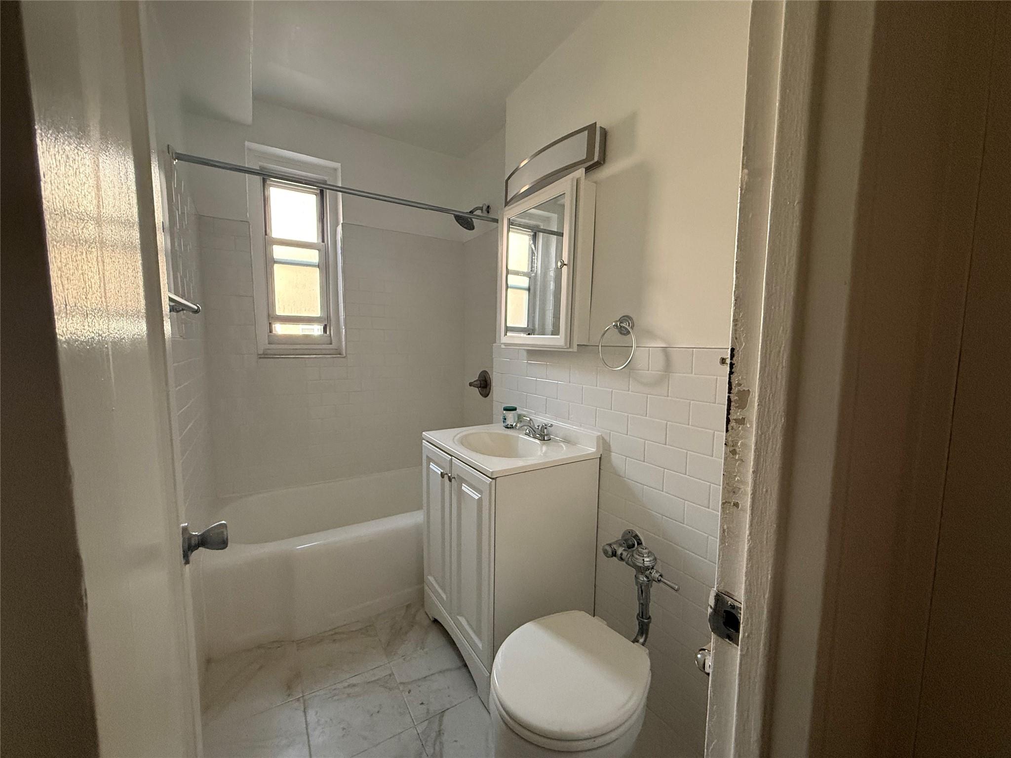 34-15 74th Street #4H, Jackson Heights, New York image 5