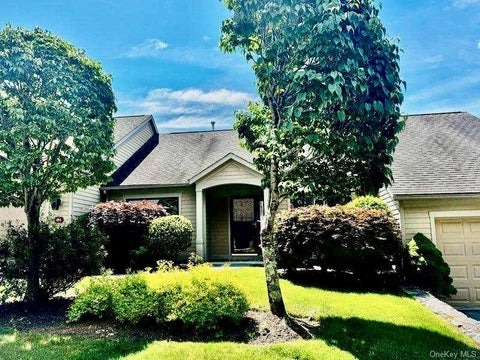 Condo For Sale - 839 Heritage Hills #B<br/> Somers, NY 10589