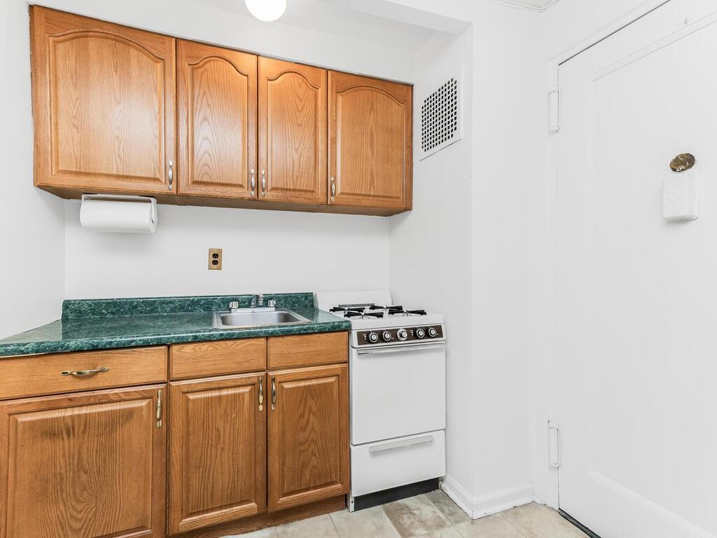 485 E Lincoln Avenue #409, Mount Vernon, New York image 9