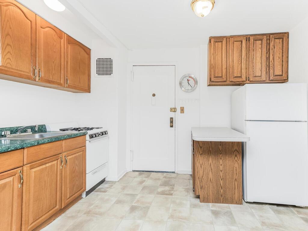 485 E Lincoln Avenue #409, Mount Vernon, New York image 8