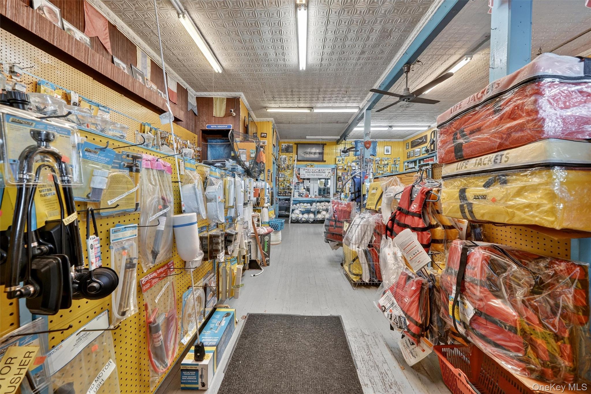 526 City Island Avenue