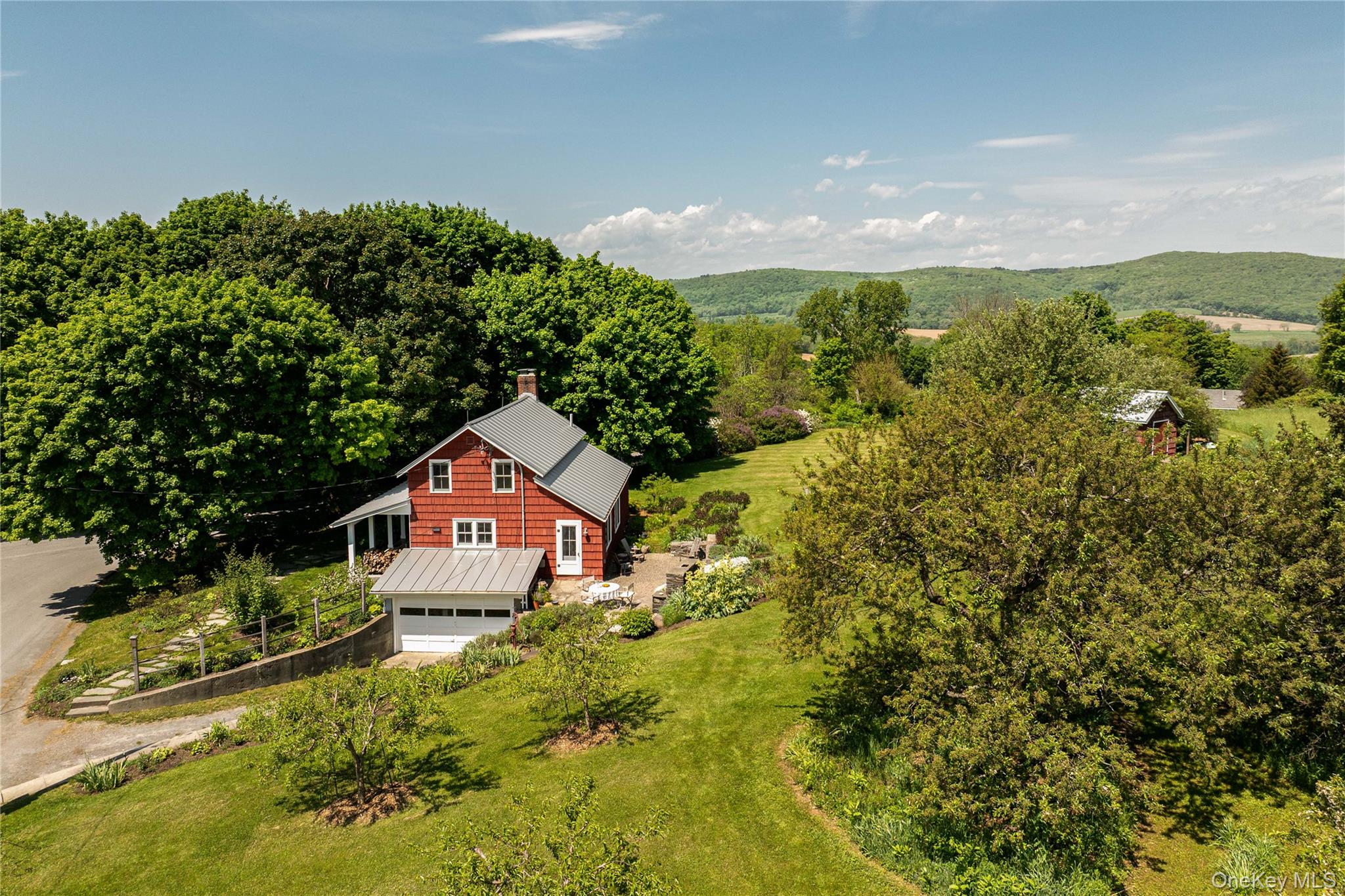 1 Breezy Hill Road