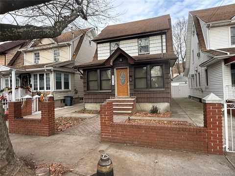 19419 115th Road Saint Albans NY 11412