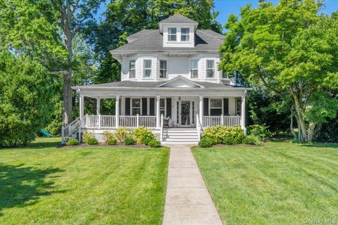 Photo of 80 Argyll Avenue, New Rochelle, NY 10804 (MLS # 1047951)