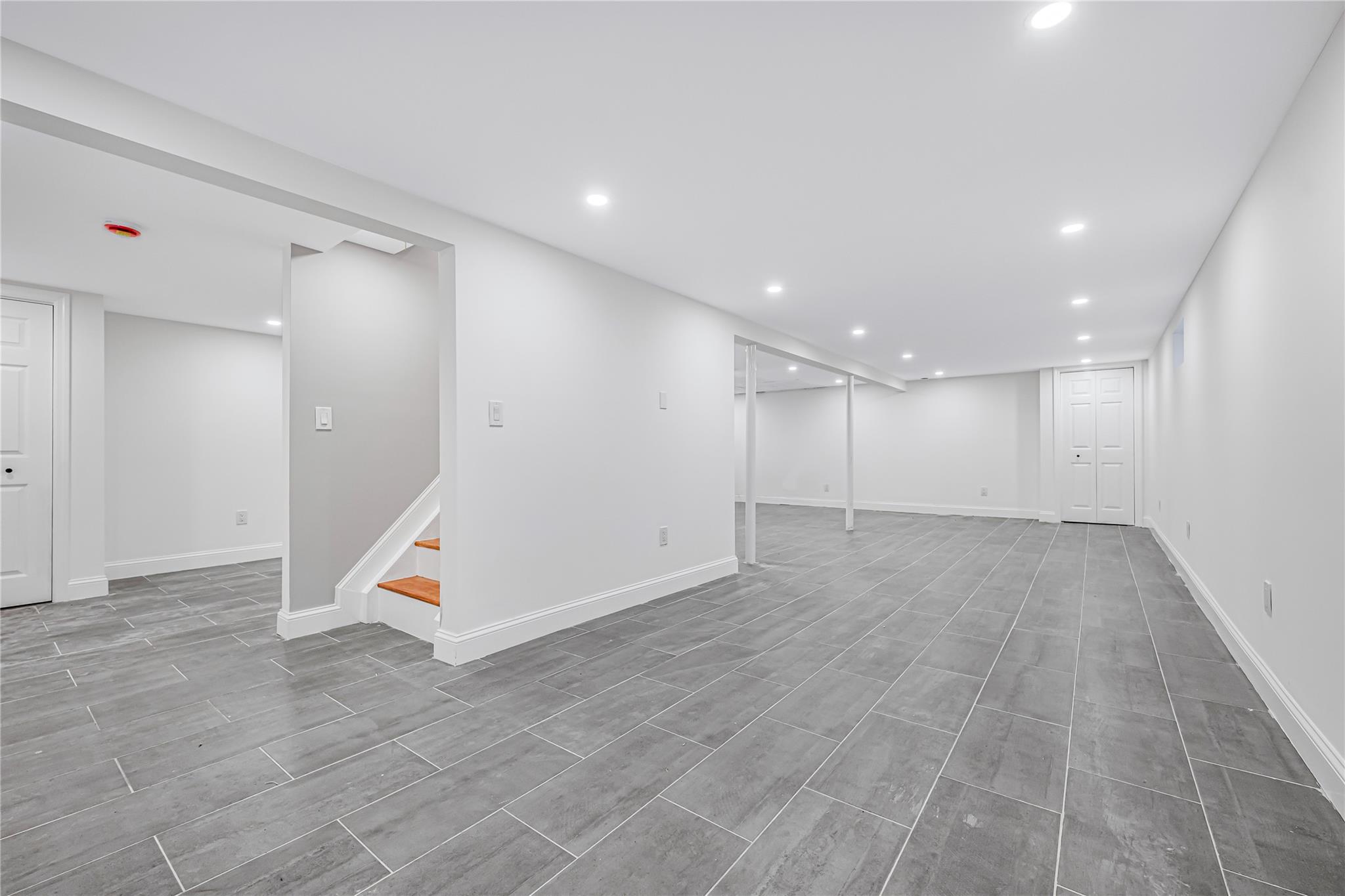175 Dorchester Road, Garden City, New York image 23