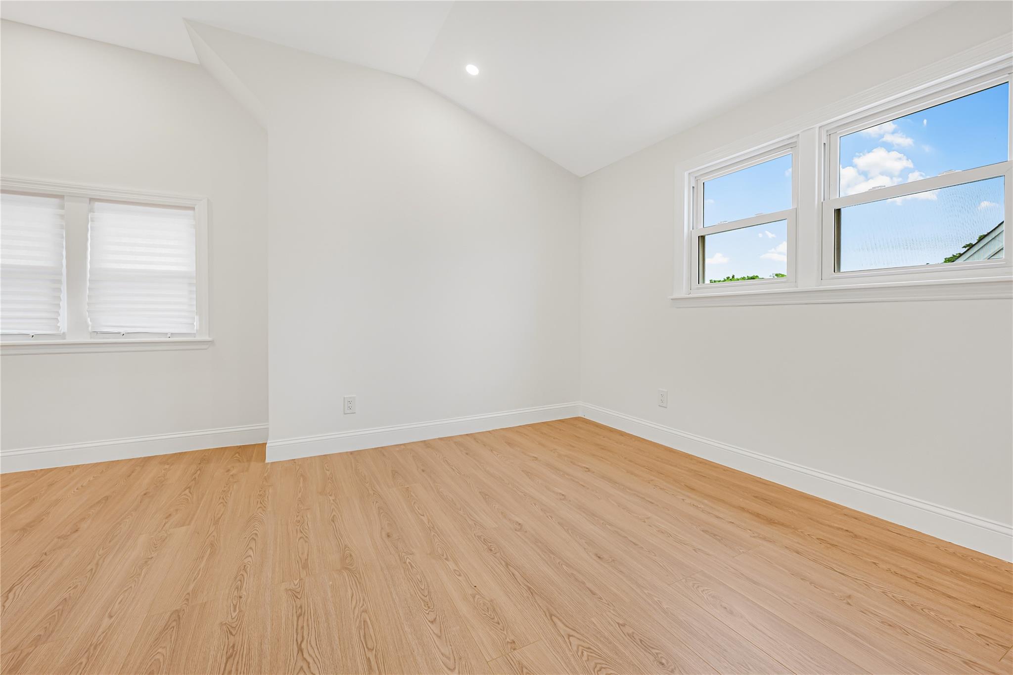 175 Dorchester Road, Garden City, New York image 8