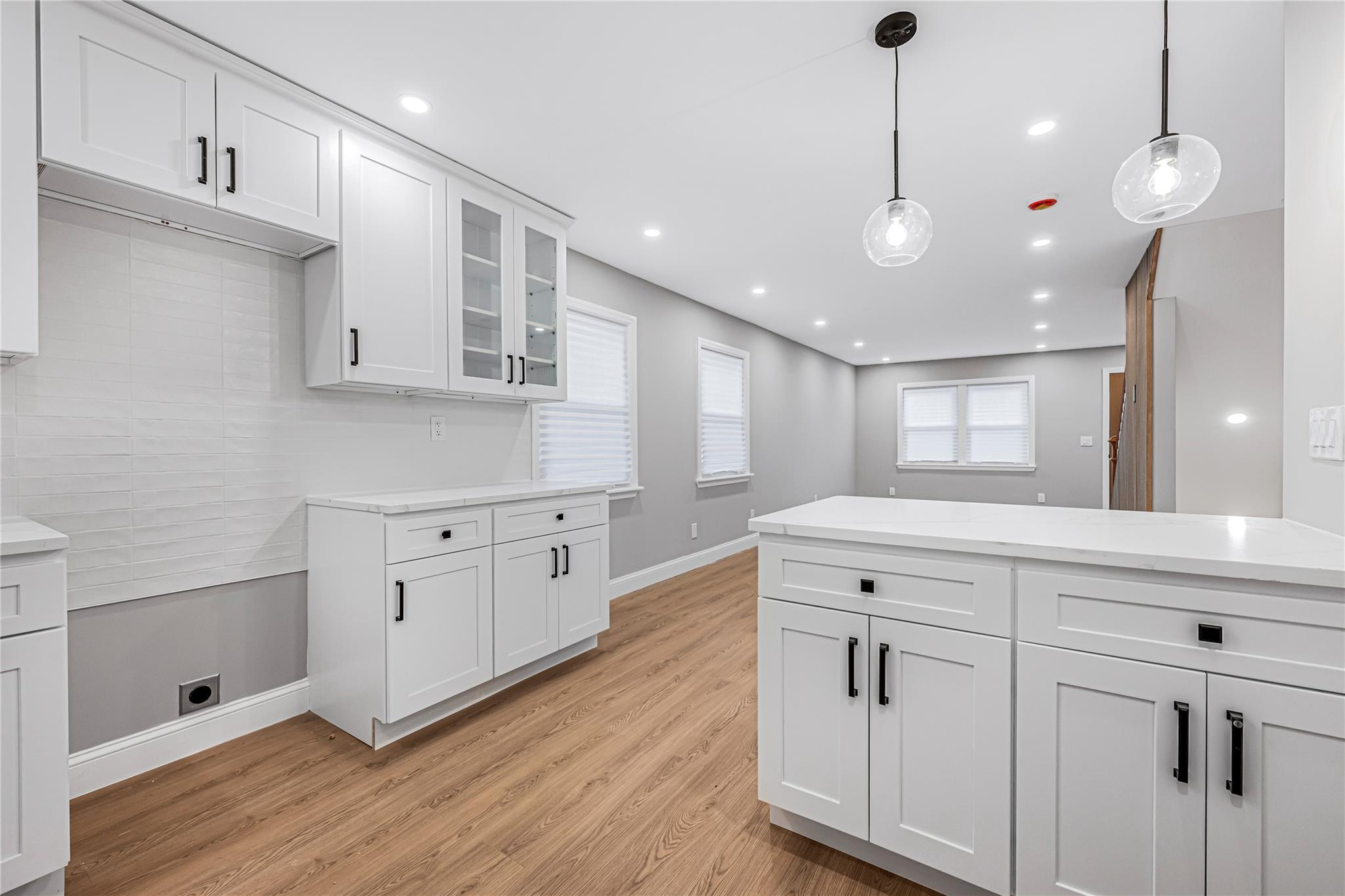 175 Dorchester Road, Garden City, New York image 9