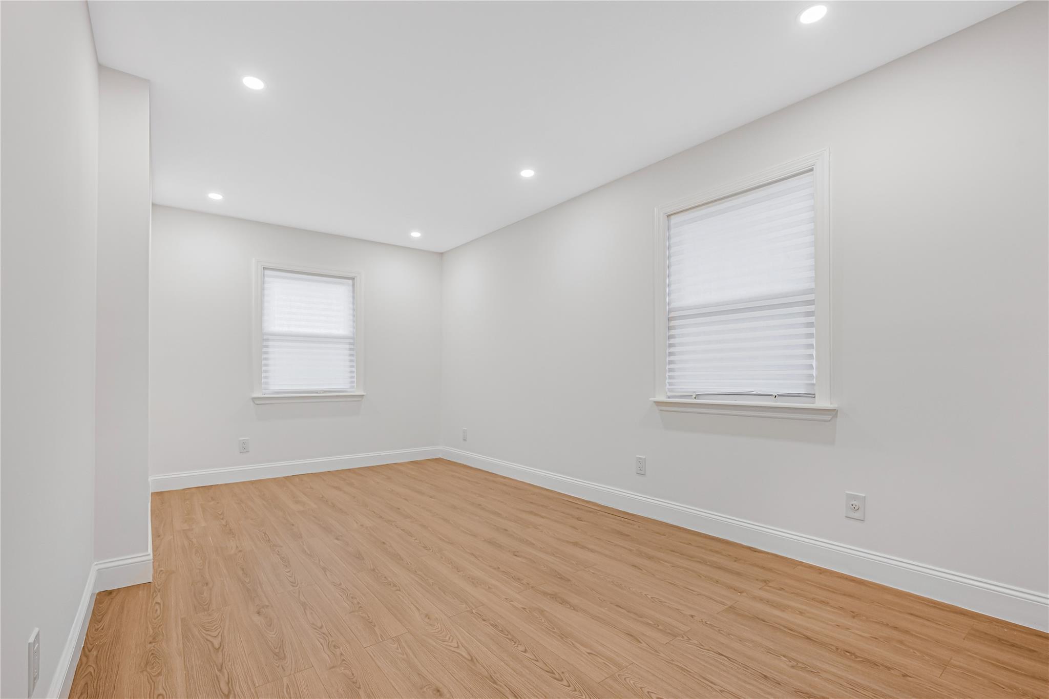 175 Dorchester Road, Garden City, New York image 18