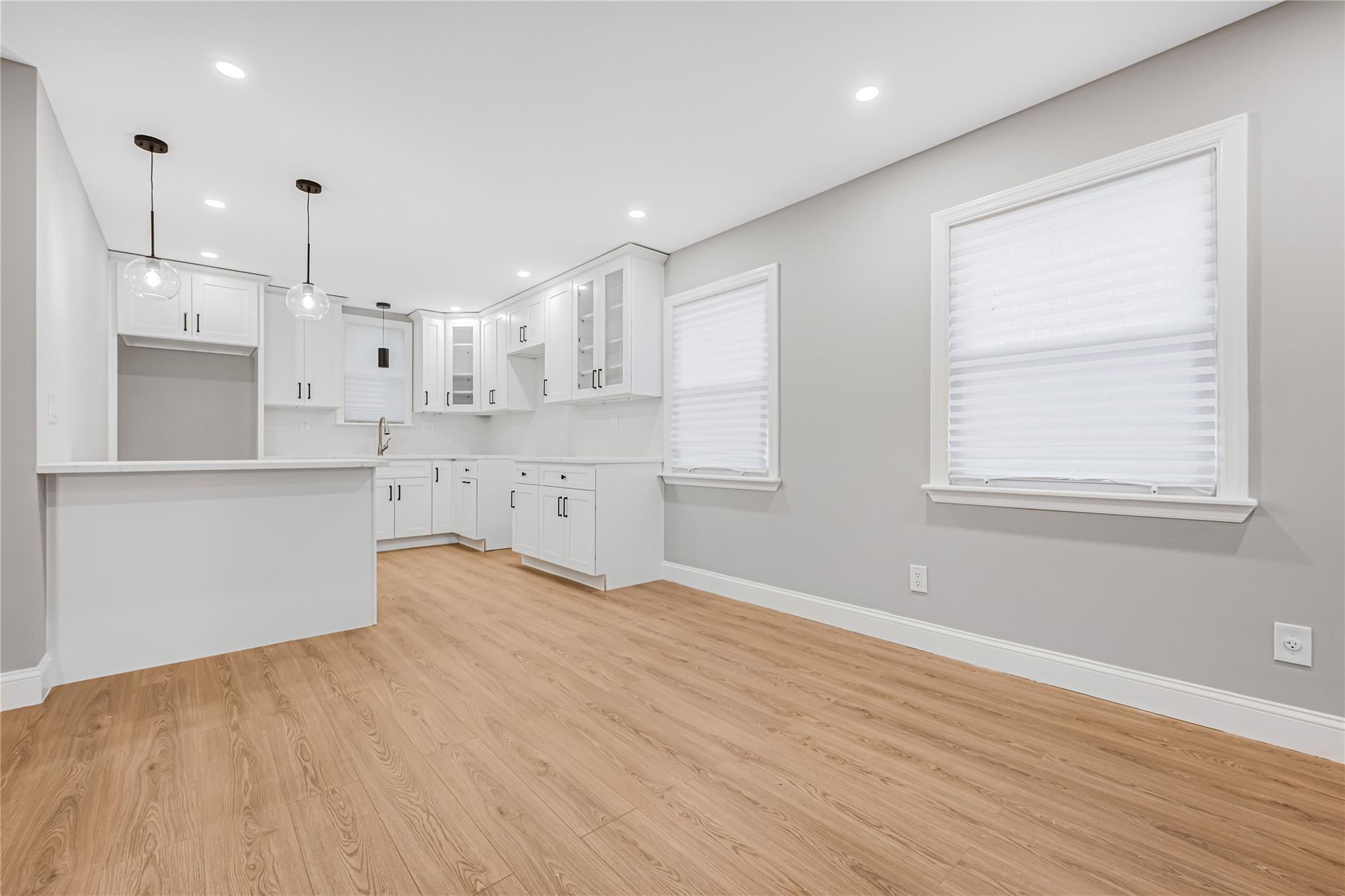 175 Dorchester Road, Garden City, New York image 17