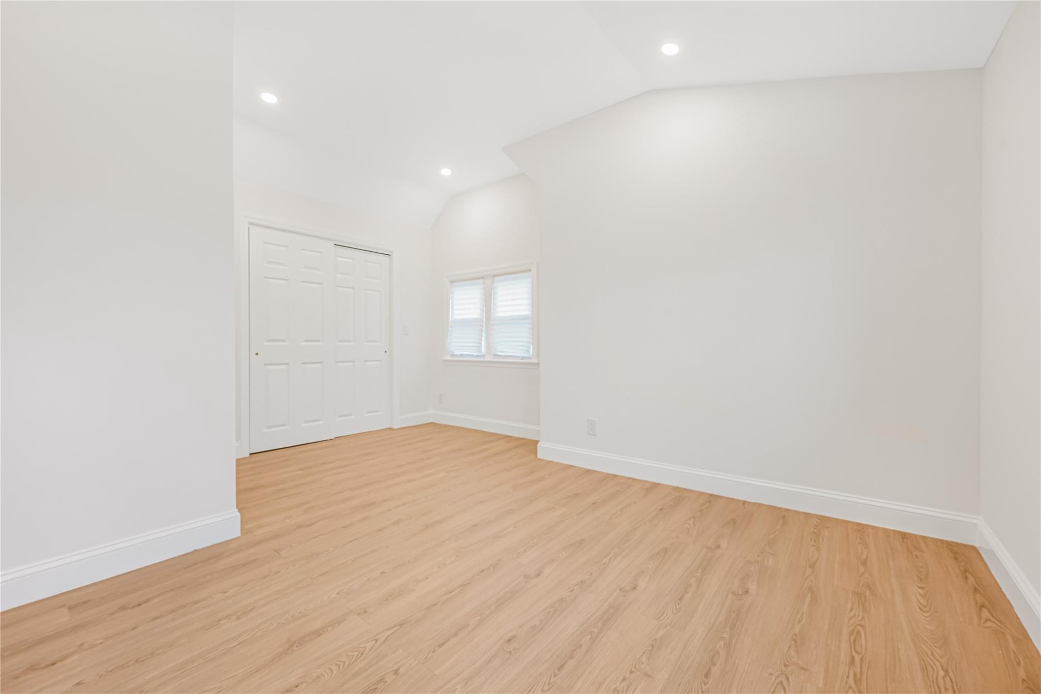 175 Dorchester Road, Garden City, New York image 12