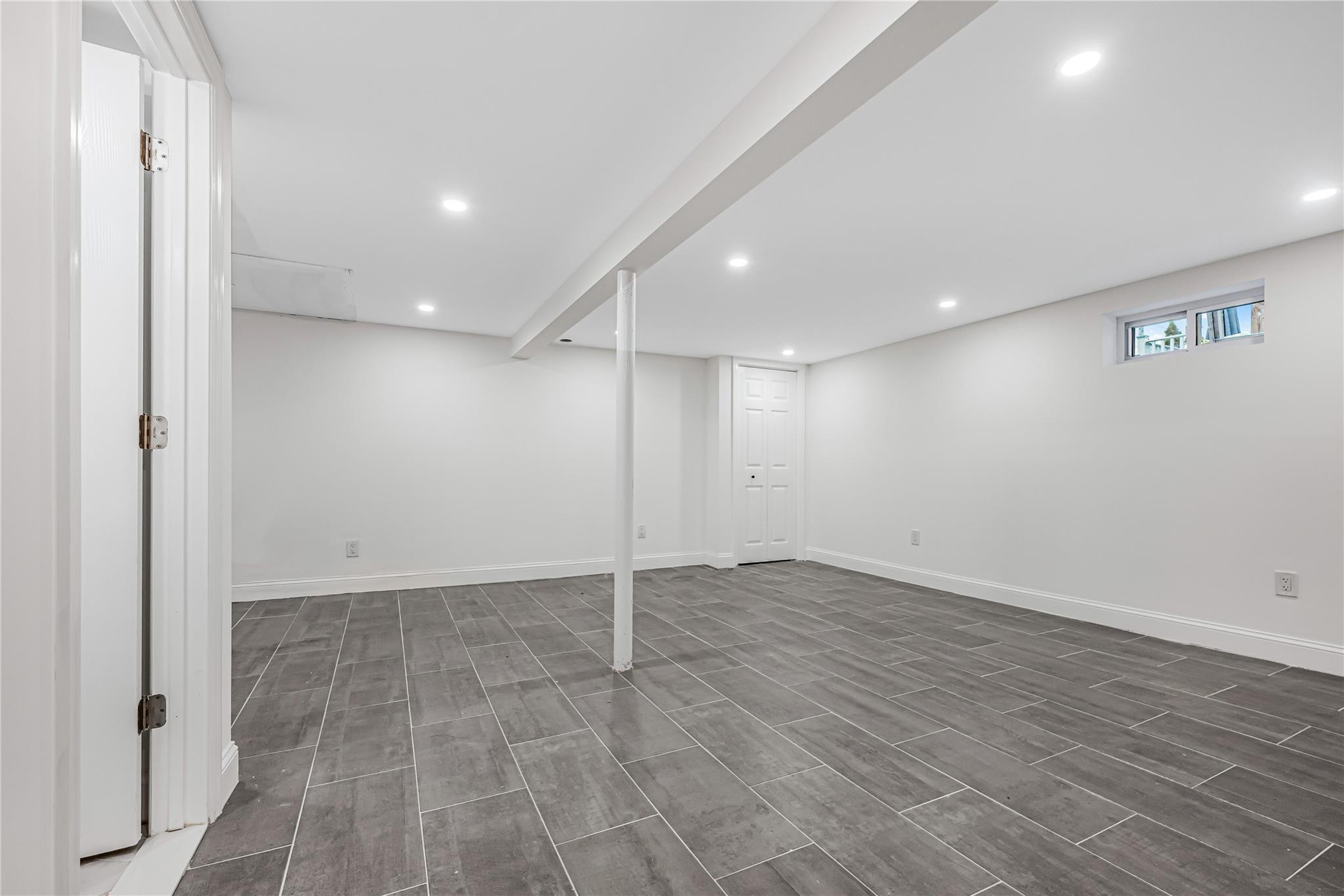 175 Dorchester Road, Garden City, New York image 21