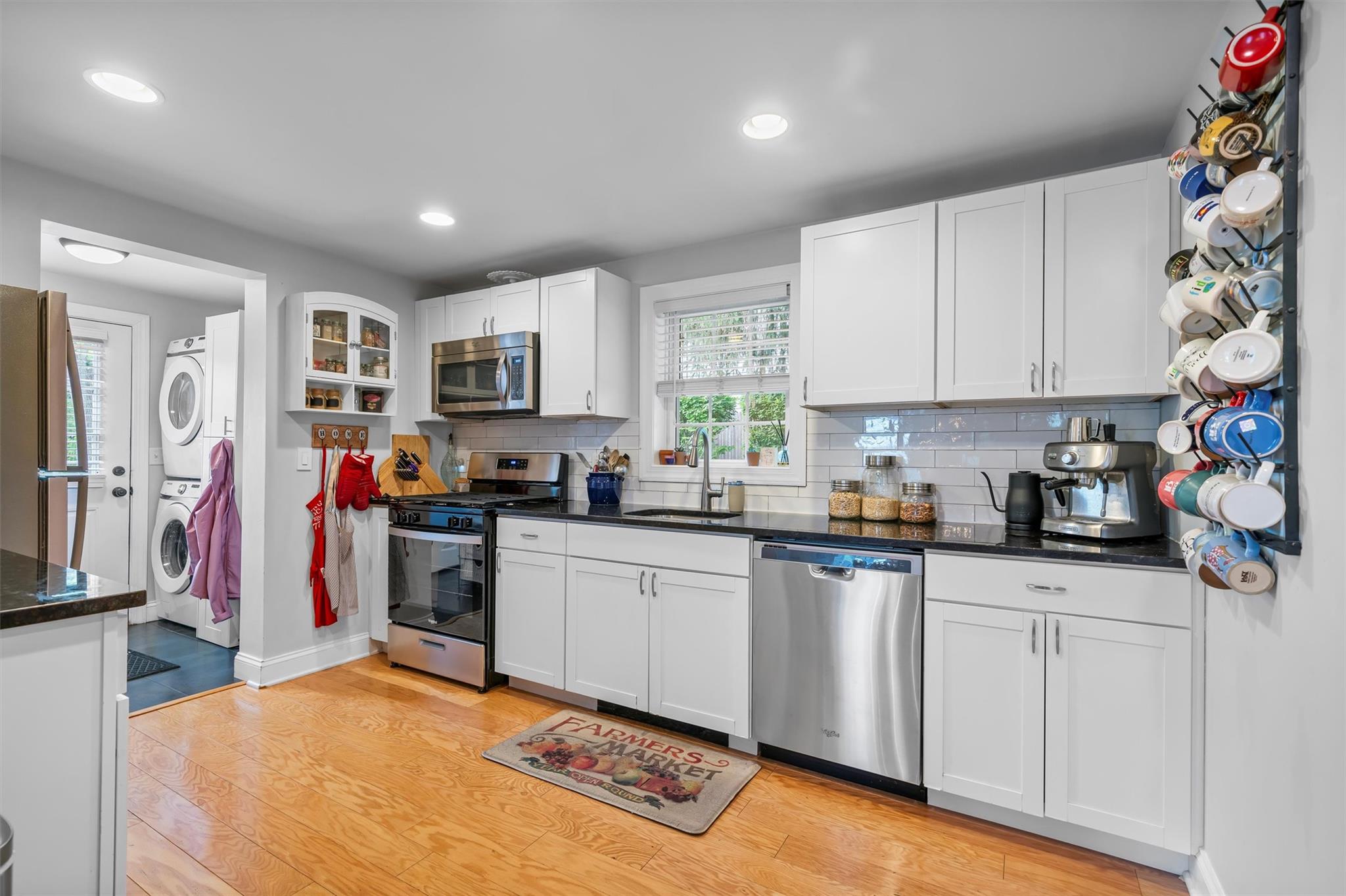 14 Forester Avenue, Warwick, New York image 8