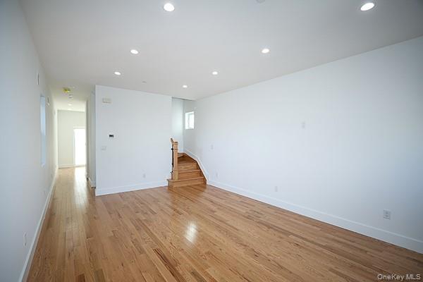 Jamaica, New York 11434, United States, 3 Bedrooms Bedrooms, ,3 BathroomsBathrooms,Residential,Active,242051