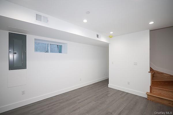 Jamaica, New York 11434, United States, 3 Bedrooms Bedrooms, ,3 BathroomsBathrooms,Residential,Active,242051