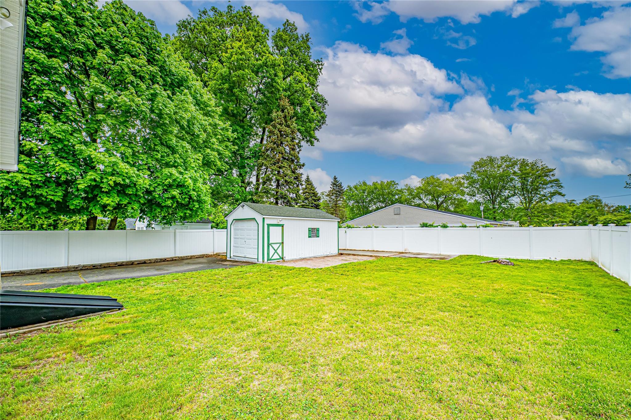 236 Fishel Avenue, Riverhead, New York image 21