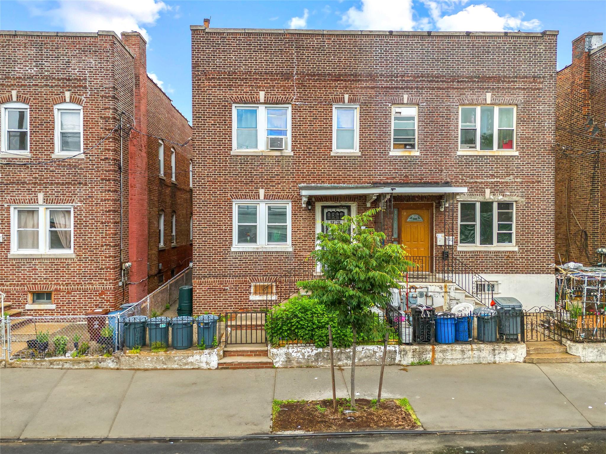 15th Avenue, College Point, Queens, NY - 6 Bedrooms  
2 Bathrooms - 