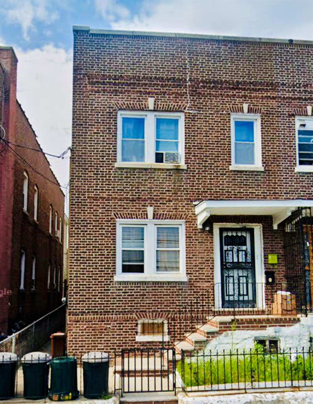 15th Avenue, College Point, Queens, NY - 6 Bedrooms  
2 Bathrooms - 