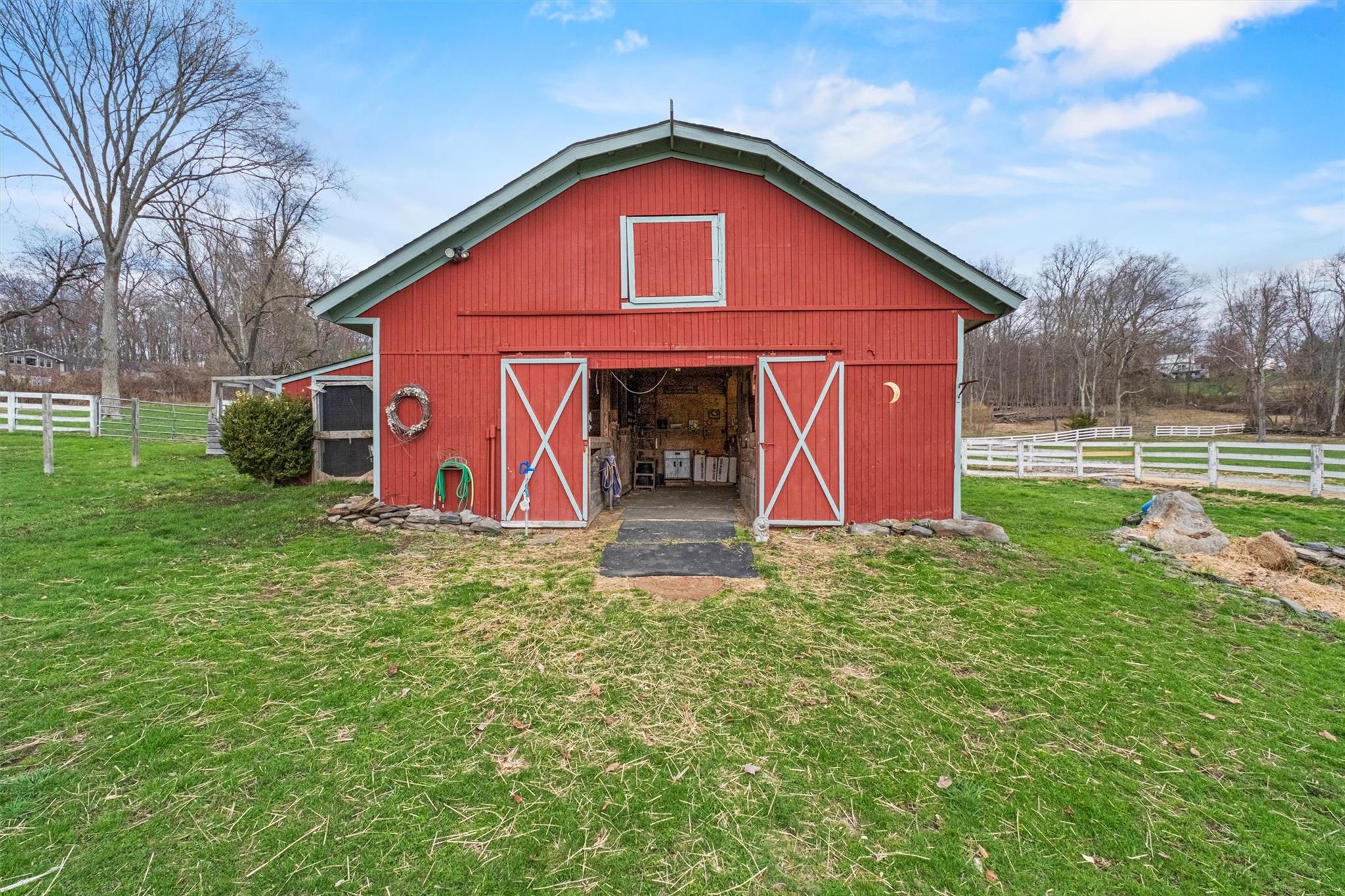 19 W Washburn Road, Poughquag, New York image 27
