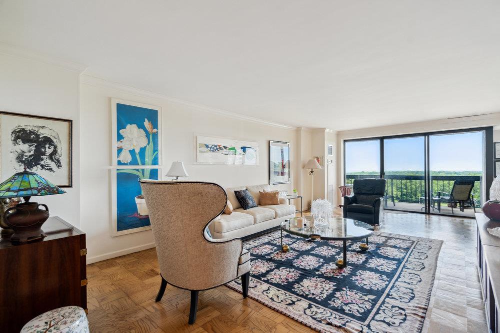 270-10 Grand Central Parkway 12-G