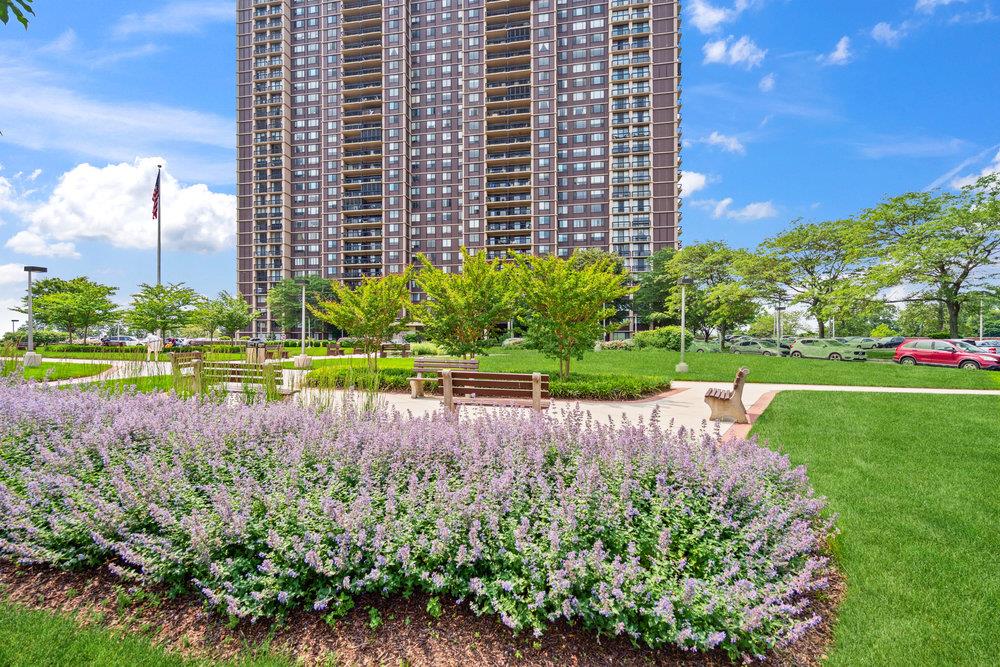 270-10 Grand Central Parkway 12-G