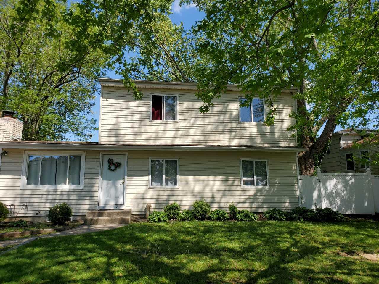 331 Jayne Boulevard, Port Jefferson Station, New York image 2