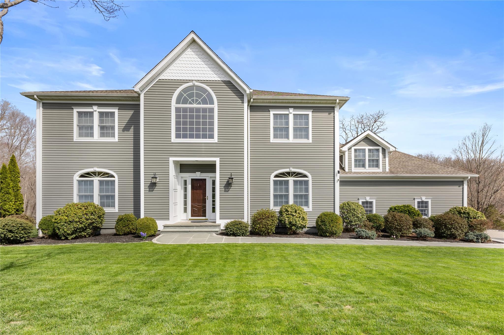 11 Danand Lane, Patterson, New York image 2
