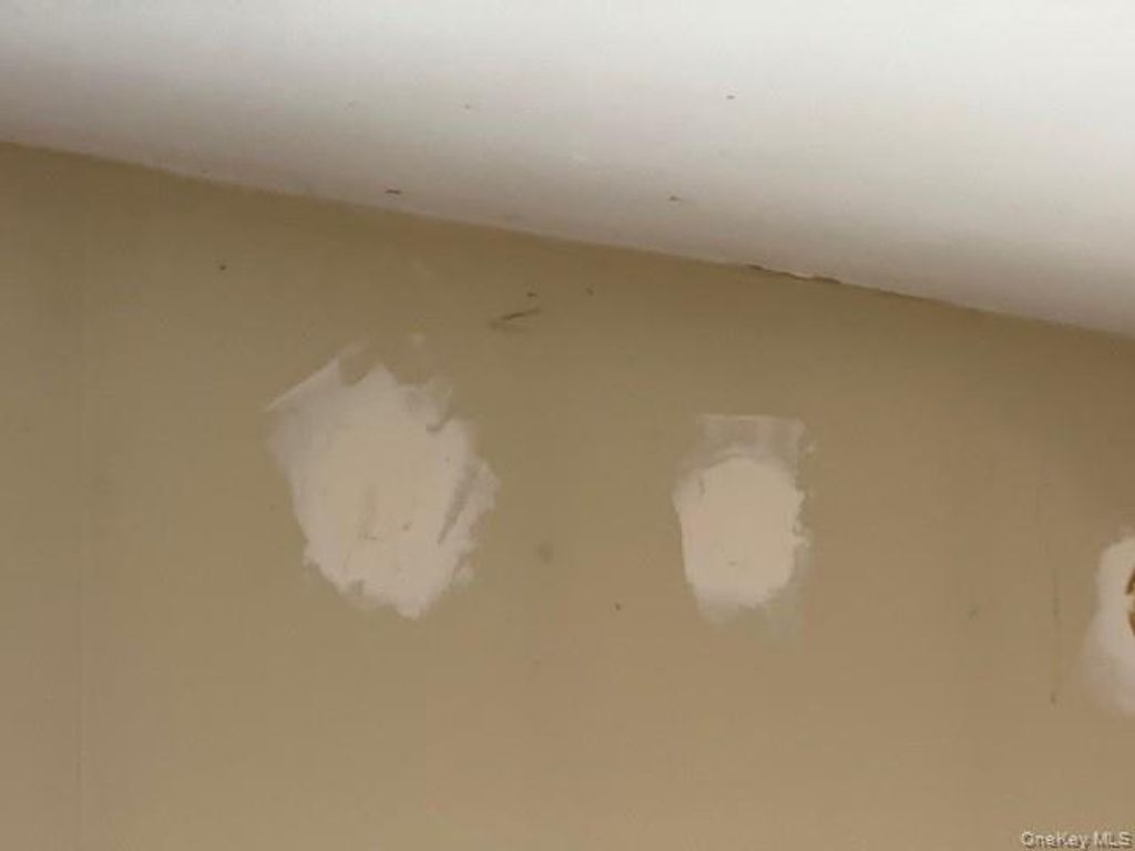 Photo of 2120 Clinton Ave, Bronx, NY 10457 (MLS # 954995)