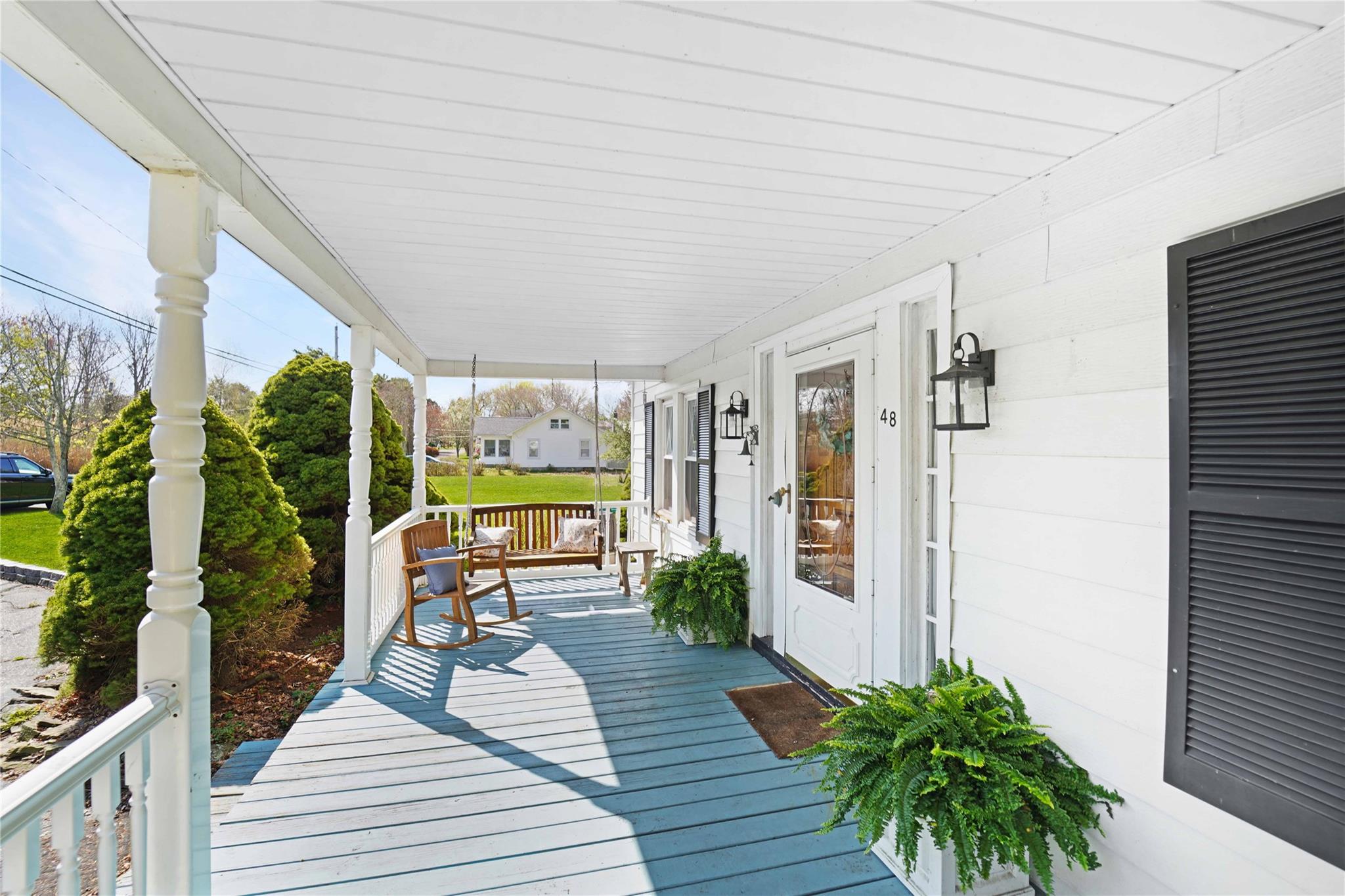 48 Watchogue Avenue, East Moriches, New York image 5