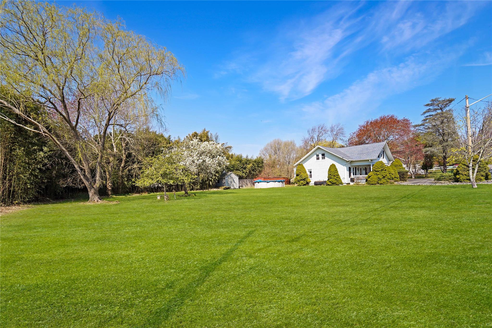 48 Watchogue Avenue, East Moriches, New York image 19