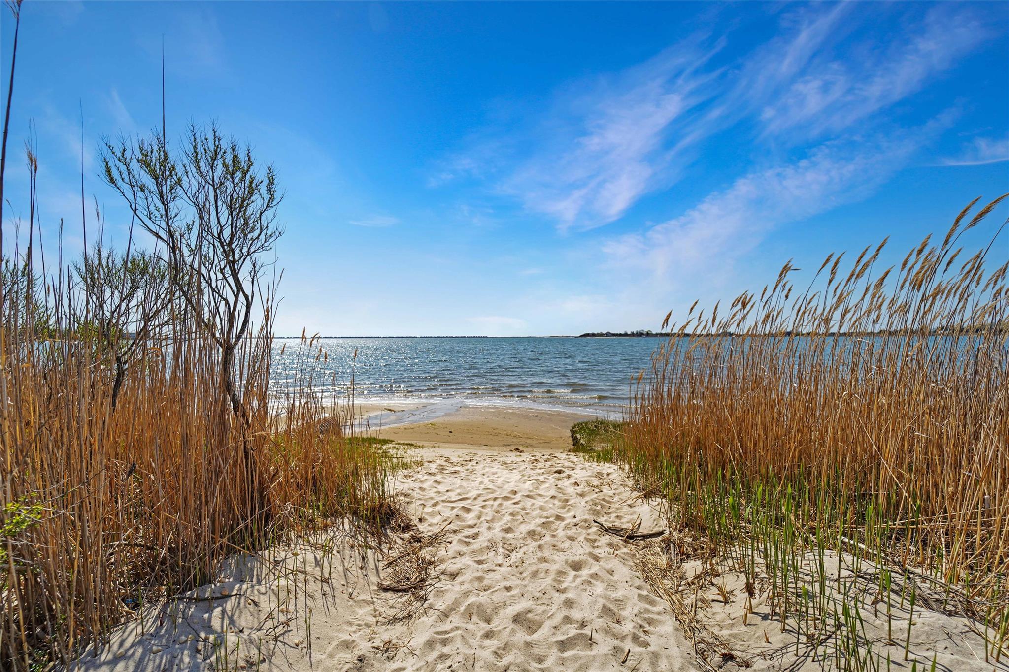 48 Watchogue Avenue, East Moriches, New York image 7