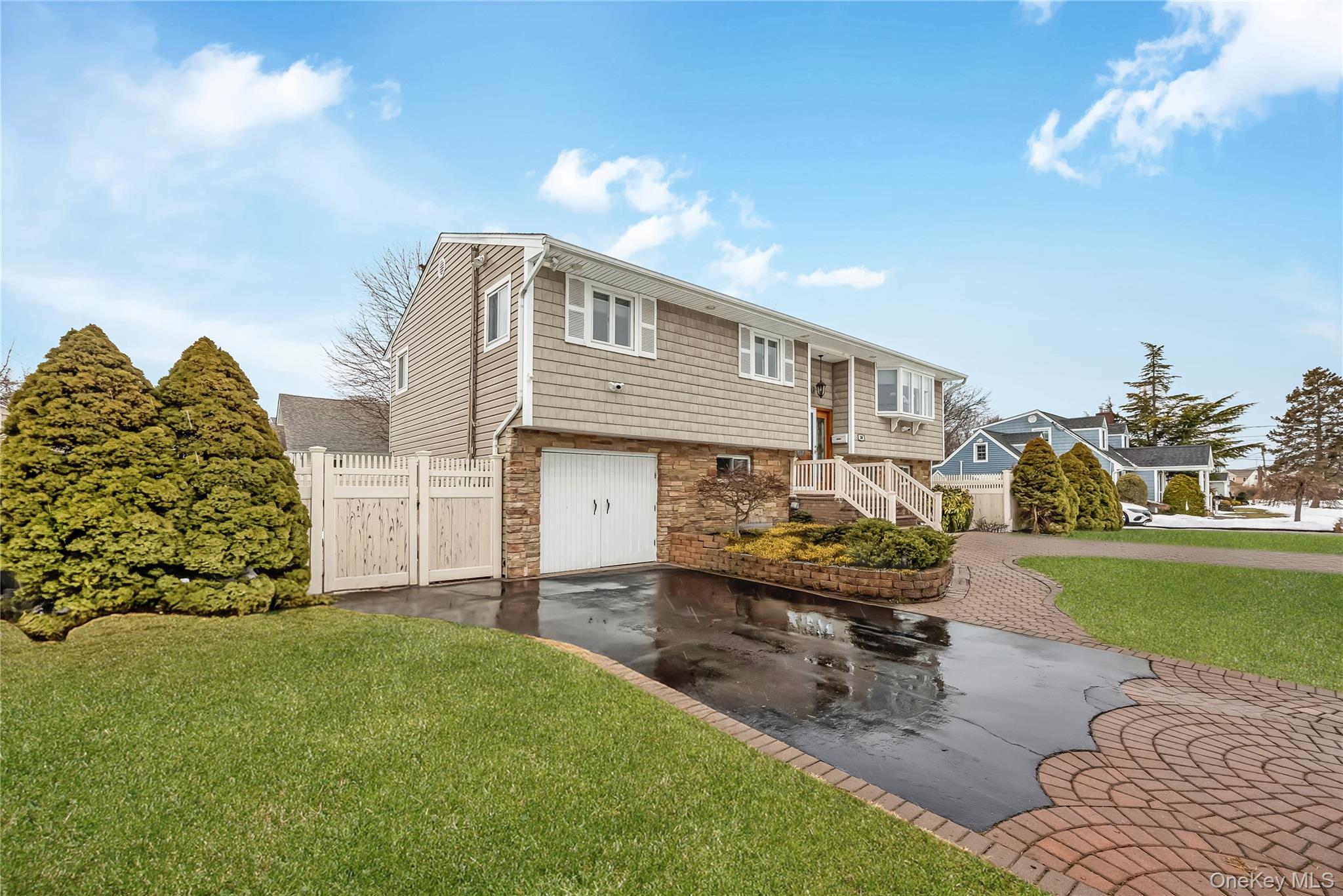 30 Crestwood Boulevard