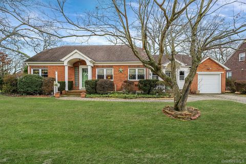 64 John Street Patchogue NY 11772