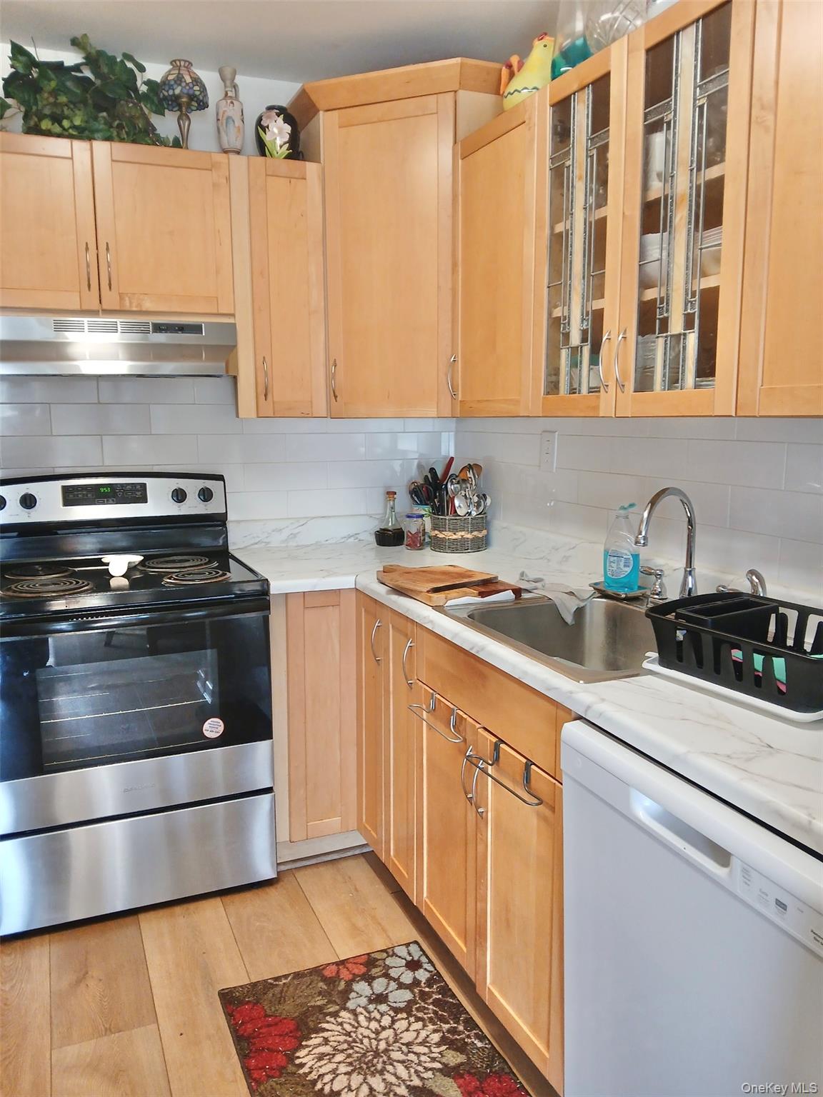 427 Aylesbury Court A