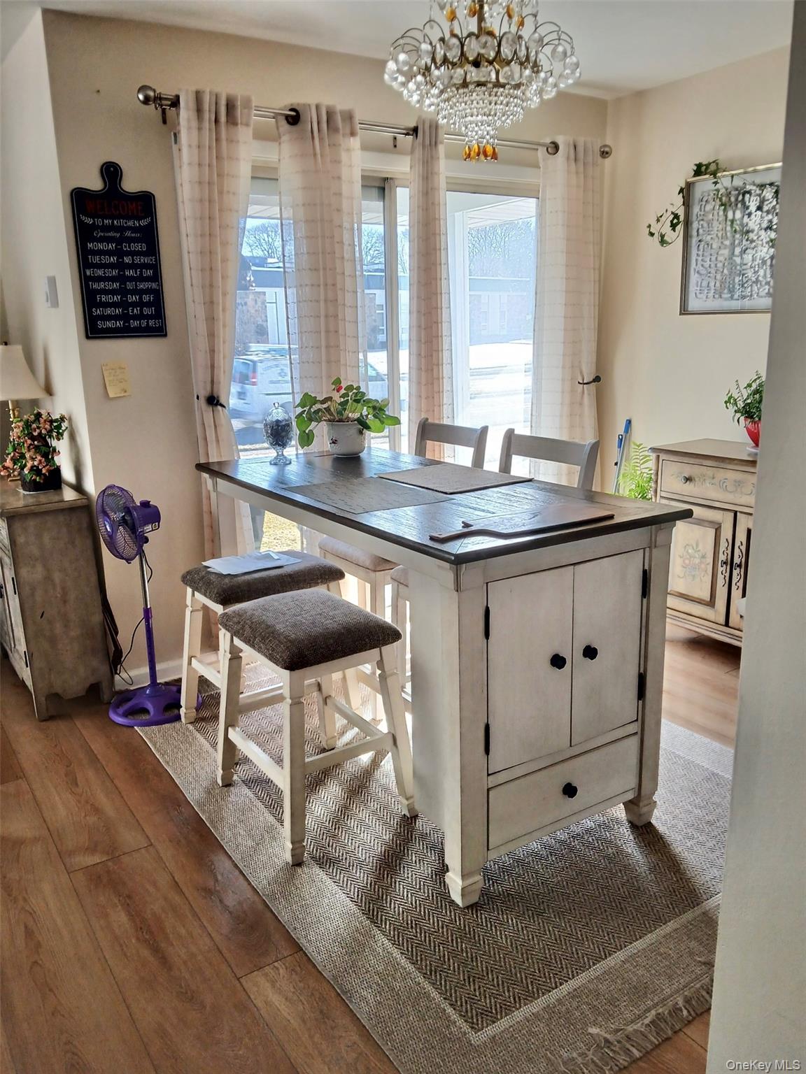 427 Aylesbury Court A